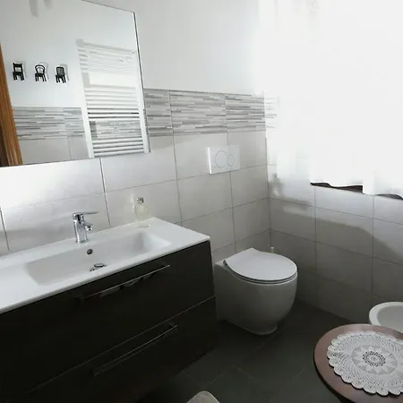 Podere Quercia Al Santo 拉亚蒂科